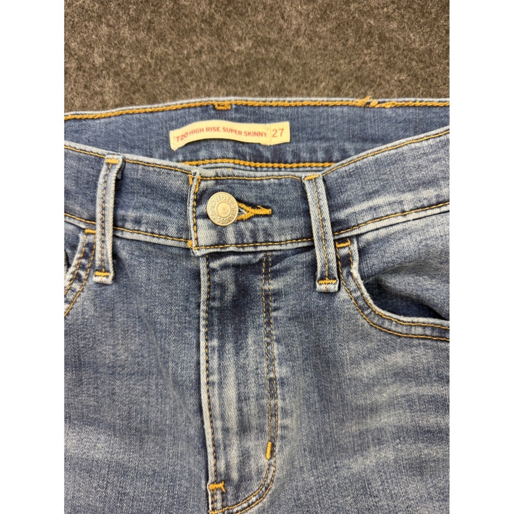 Levis 720 High Rise Super Skinny Jeans Light Wash Distressed Raw Hem 27 - Picture 3 of 9